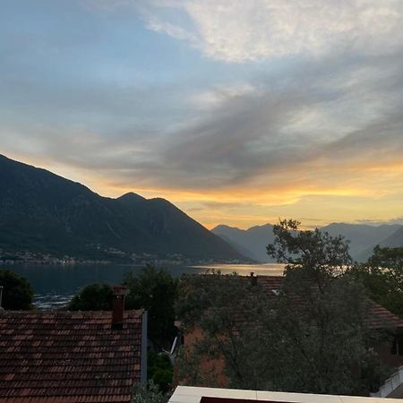 Vasiniko Apartment Kotor Eksteriør billede