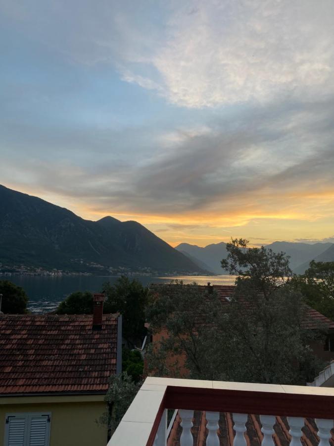 Vasiniko Apartment Kotor Eksteriør billede